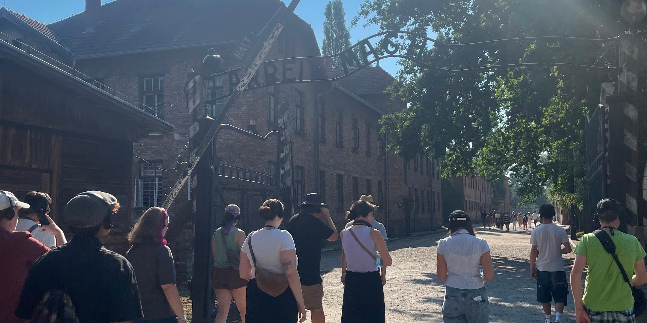 Foto Eingangstor - F. Böttcher